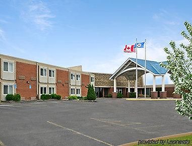 Days Inn Moorhead Exterior foto